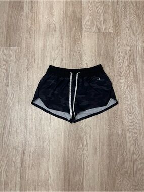 vuori shorts